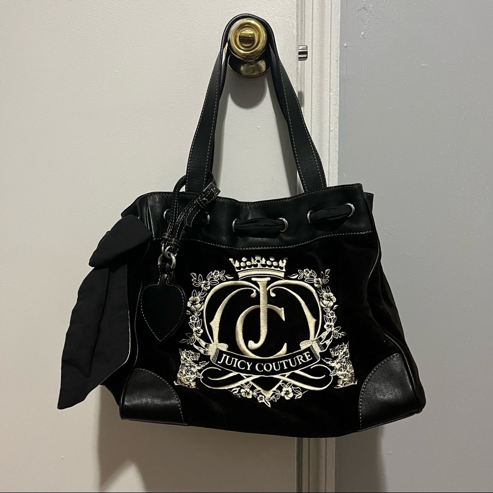 Juicy Couture Scottie Daydreamer Purse / Juicy Couture Velvet Velour Purse
